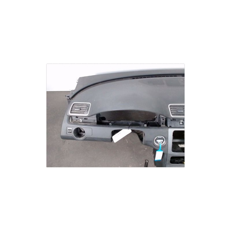 PLANCHE DE BORD  VOLKSWAGEN PASSAT