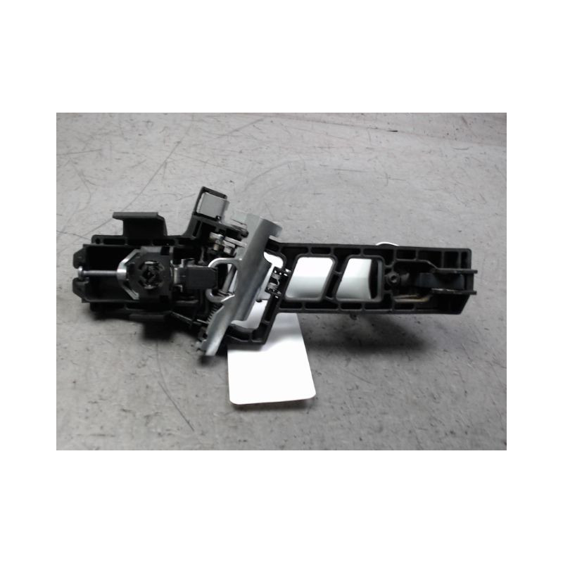 POIGNEE EXTERIEURE PORTE AVANT GAUCHE FORD T.COURIER