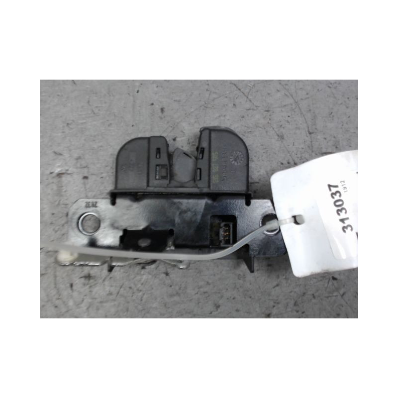 SERRURE HAYON  VOLKSWAGEN CADDY COMBI