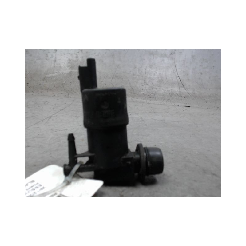 POMPE LAVE-GLACE AVANT RENAULT MASTER