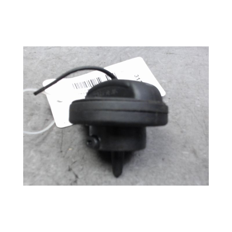 BOUCHON RESERVOIR A CARBURANT VOLKSWAGEN PASSAT SW 2005-