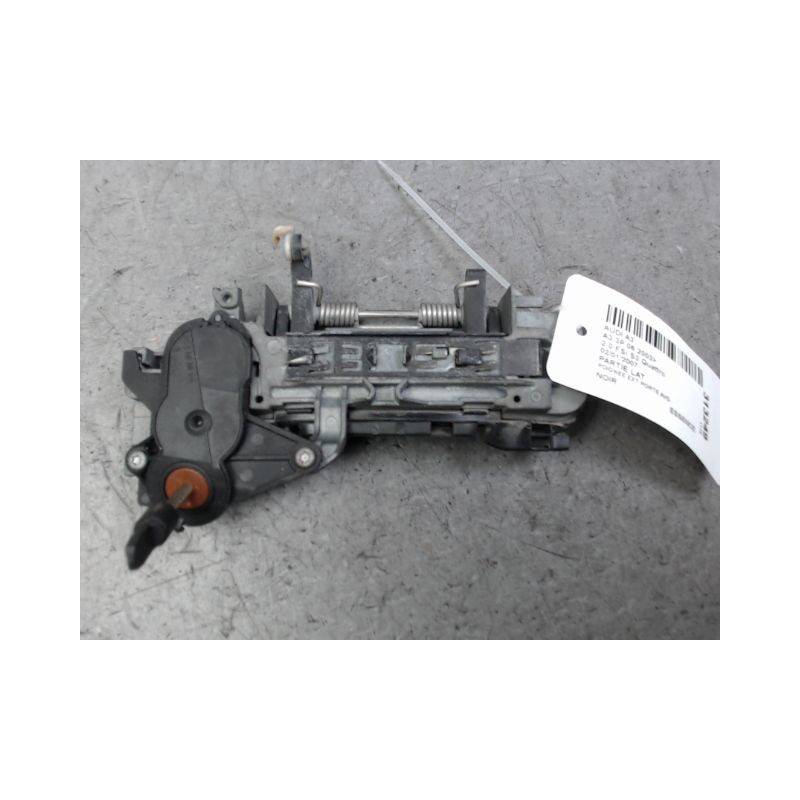 POIGNEE EXTERIEURE PORTE AVANT GAUCHE AUDI A3 2003-