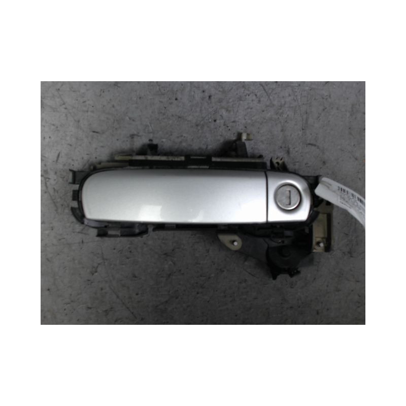 POIGNEE EXTERIEURE PORTE AVANT GAUCHE AUDI A3 2003-