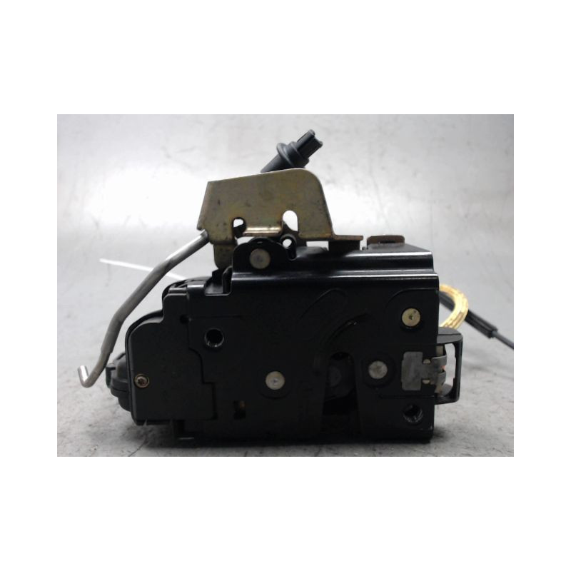 SYSTEME CONDAMNATION ARRIERE DROIT AUDI A6 AVANT 98-2001