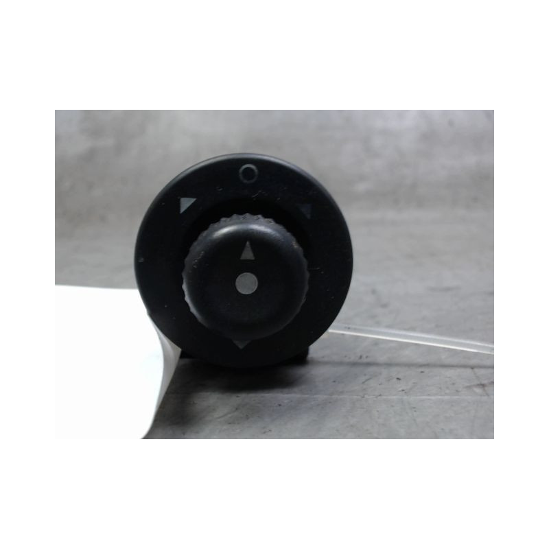COMMANDE RETROVISSEUR EXTERIEUR ELECTRIQUE CITROEN XSARA PICASSO