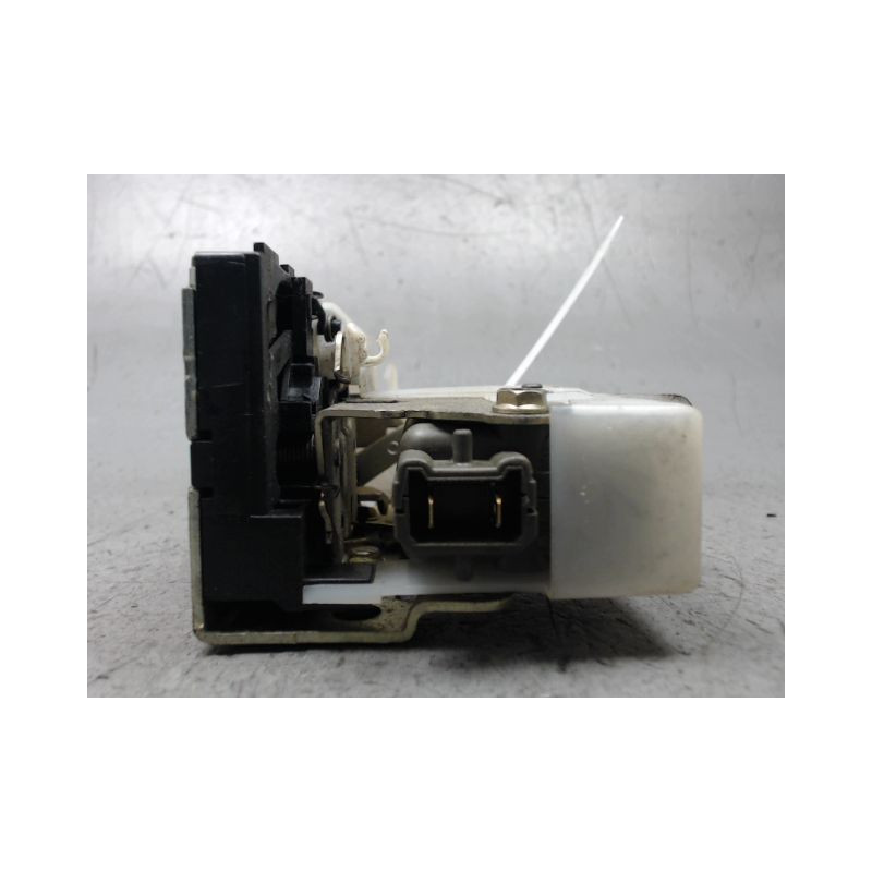 SYSTEME CONDAMNATION ARRIERE DROIT RENAULT CLIO II PH.2 01-06