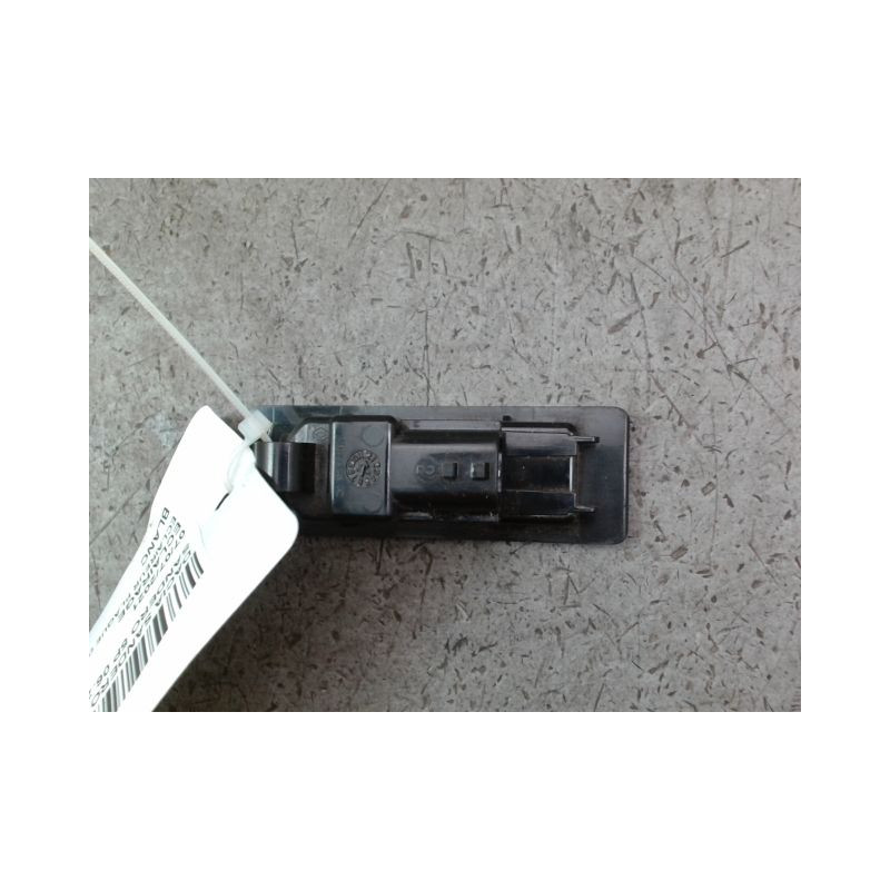 ECLAIREUR PLAQUE DE POLICE DACIA SANDERO 2008-