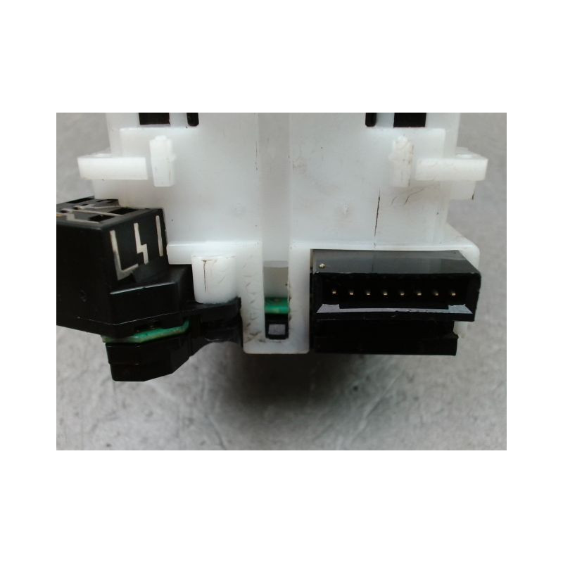 COMMANDE ESSUIE GLACE NISSAN QASHQAI BREAK I Phase 1 2007-2010
