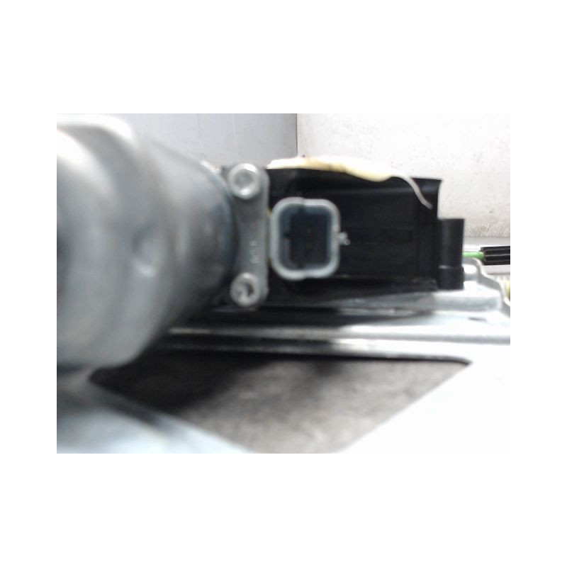 MECANISME+MOTEUR LEVE-GLACE AVANT DROIT PEUGEOT 208