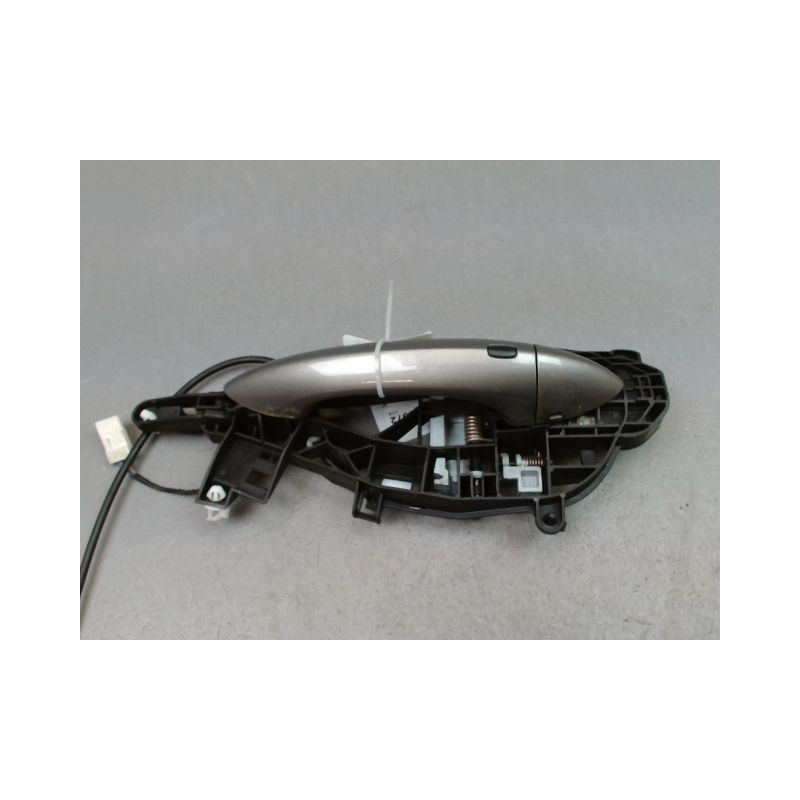 POIGNEE EXTERIEURE PORTE AVANT GAUCHE OPEL ASTRA 2004-