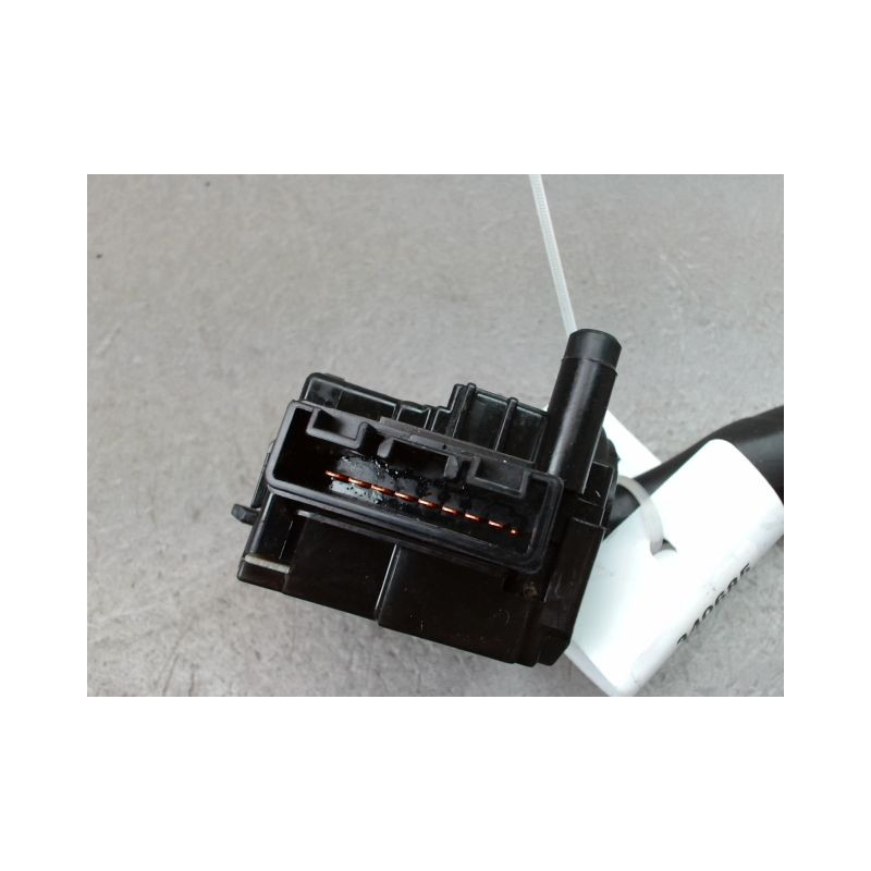 COMMANDE ESSUIE GLACE SUZUKI SWIFT