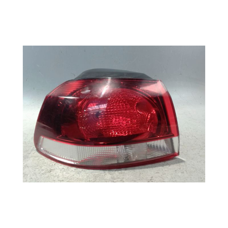 FEU ARRIERE GAUCHE  VOLKSWAGEN GOLF VI 2008-