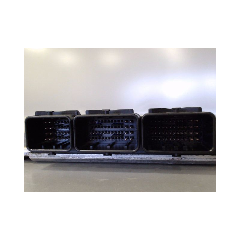 CALCULATEUR MOTEUR RENAULT ESPACE 2002-