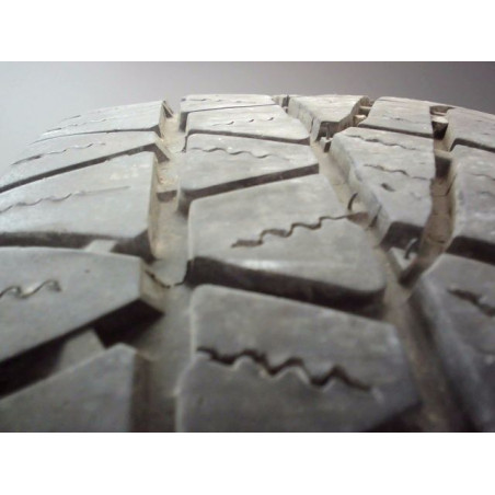 Pneu MICHELIN LATITUDE CROSS 215 65 16 102 H