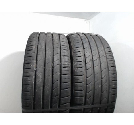 Paire de pneus KUMHO ECSTA HS51 215 45 16 90 V