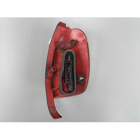 FEU ARRIERE GAUCHE  PEUGEOT 306 BREAK 97-2002