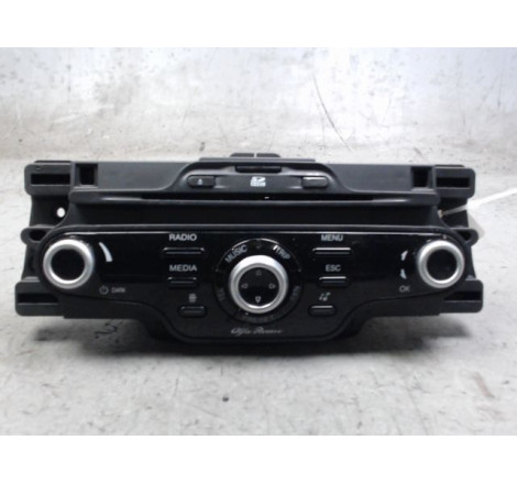 AUTORADIO ALFA ROMEO GUILIETTA 2010-