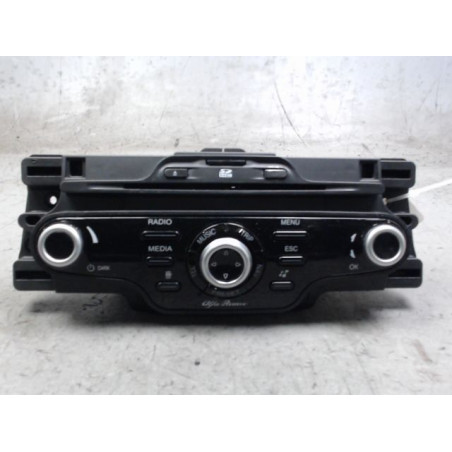 AUTORADIO ALFA ROMEO GUILIETTA 2010-