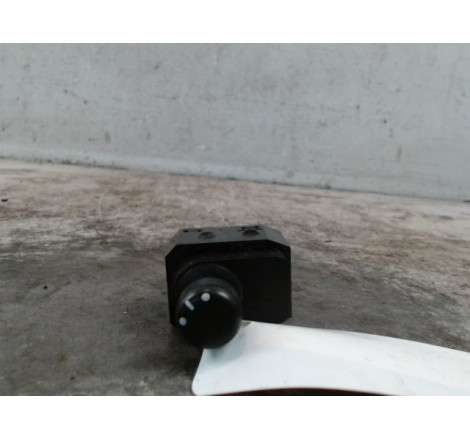 COMMANDE RETROVISSEUR EXT ELECTRIQUE
