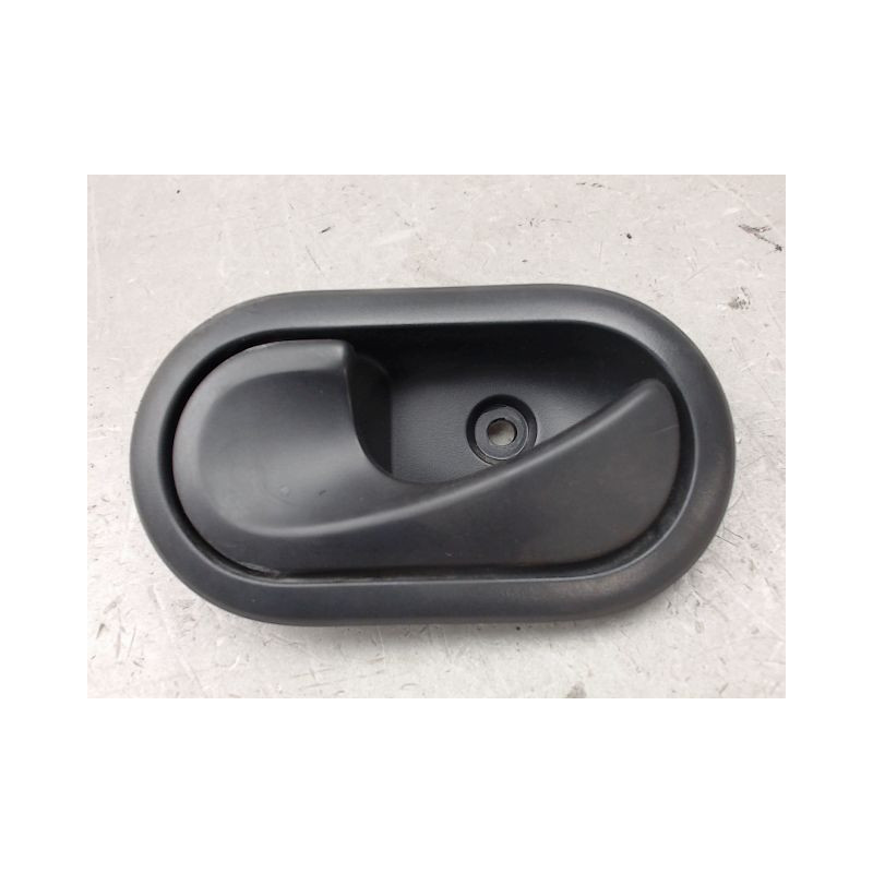 POIGNEE INTERIEURE PORTE AVANT GAUCHE DACIA SANDERO