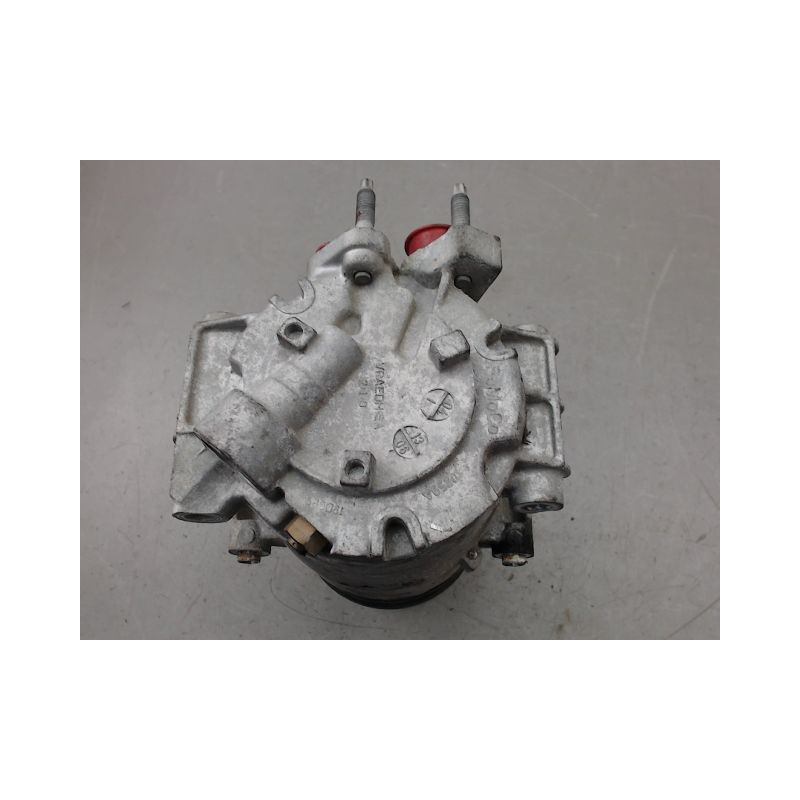 COMPRESSEUR AIR CONDITIONNE FORD FIESTA