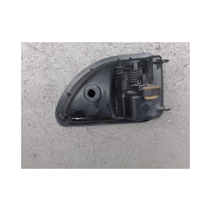 POIGNEE INTERIEURE PORTE AVANT GAUCHE RENAULT KANGOO