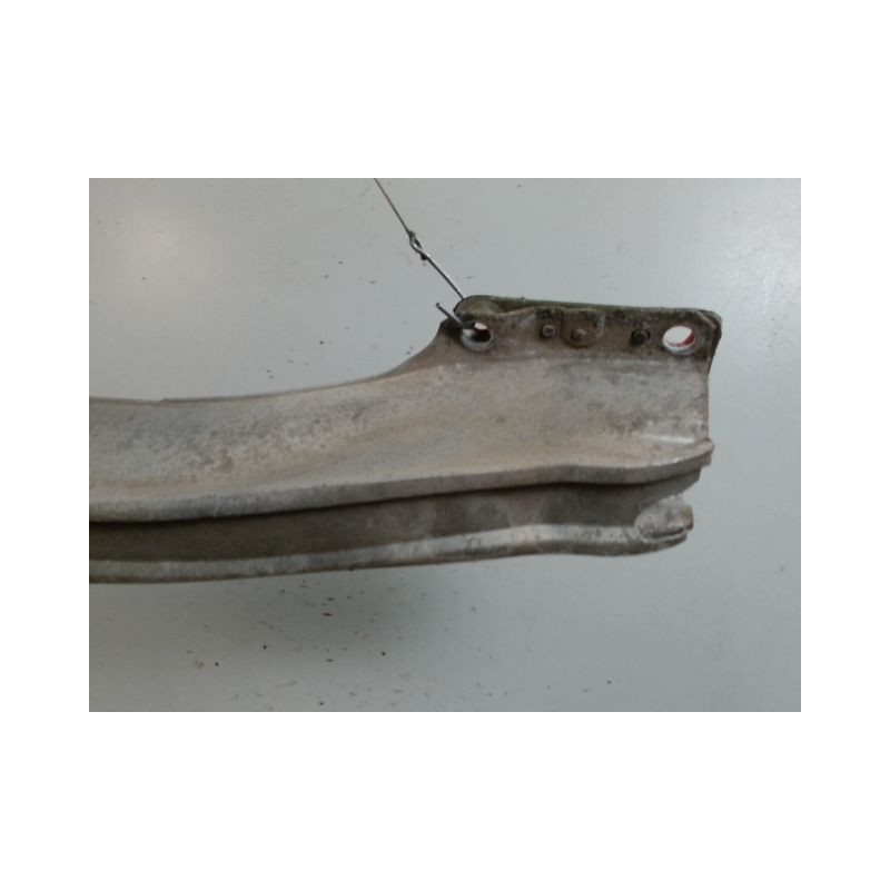 RENFORT PARE-CHOC ARRIERE  CITROEN C4