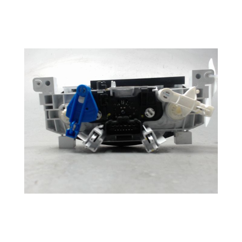 COMMANDE DE CHAUFFAGE DACIA SANDERO
