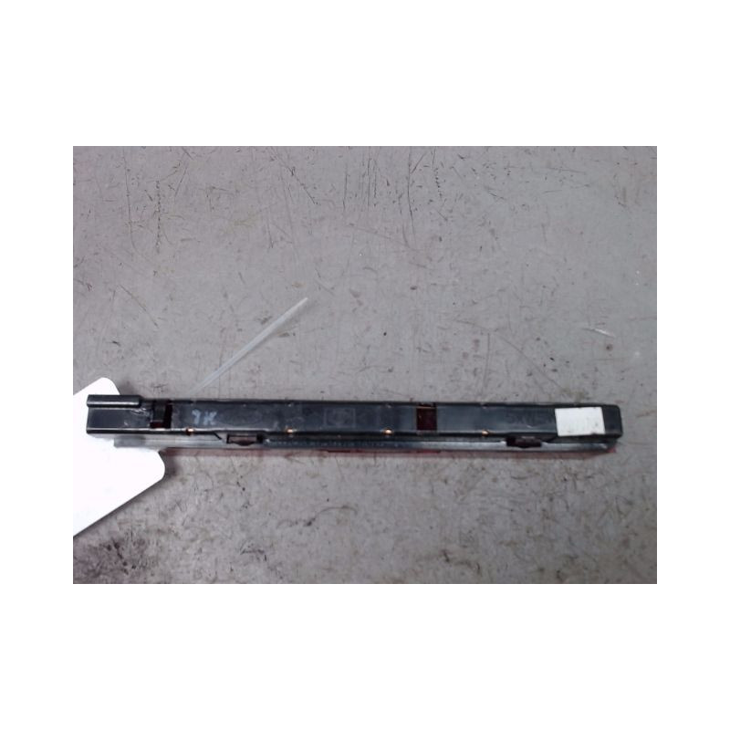 FEUX STOP SUPPLEMENTAIRE FORD FOCUS 2008-