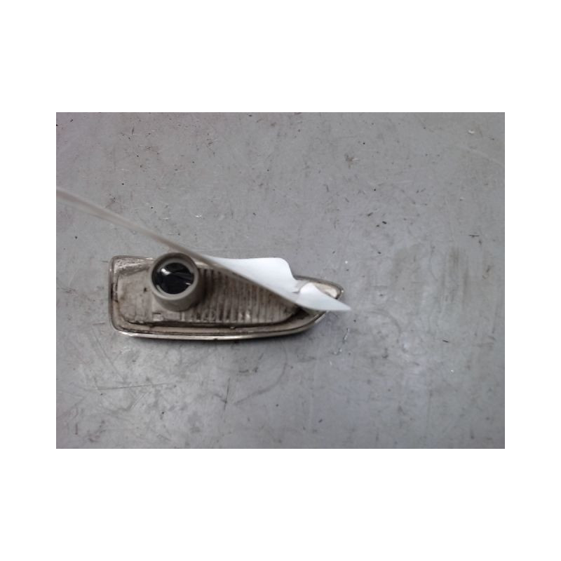 REPETITEUR AILE DROIT OPEL ASTRA