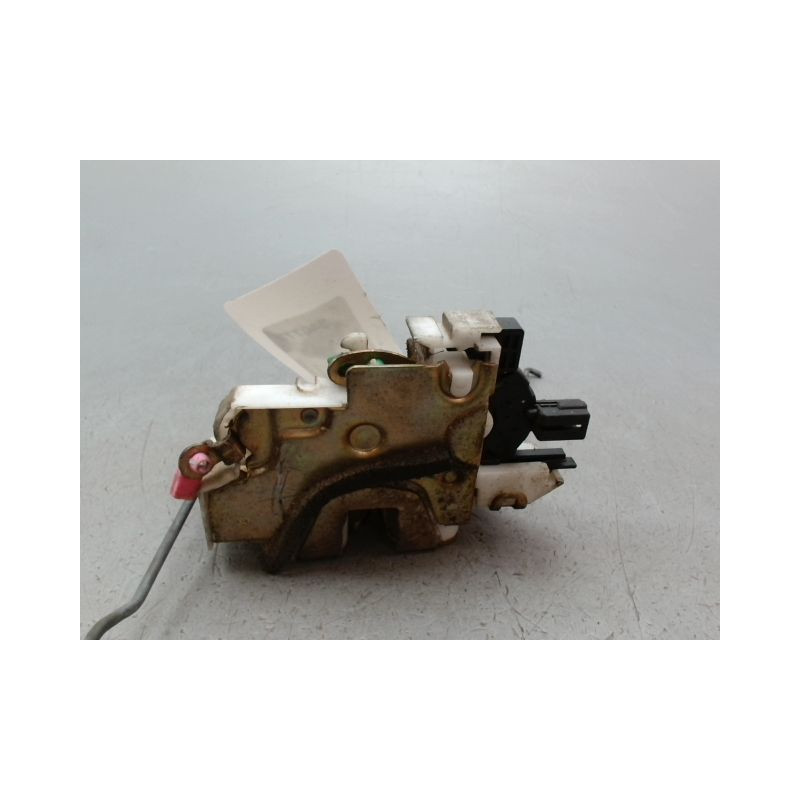 SYSTEME CONDAMNATION AVANT GAUCHE NISSAN PICK-UP PICKUP DBL.CAB. III Phase 2 2002-2006