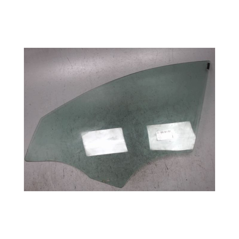 GLACE PORTE AVG ALFA ROMEO GUILIETTA 2010-
