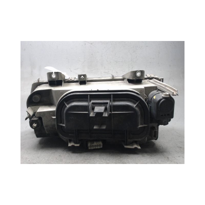 PHARE DROIT PEUGEOT 806 94-2001