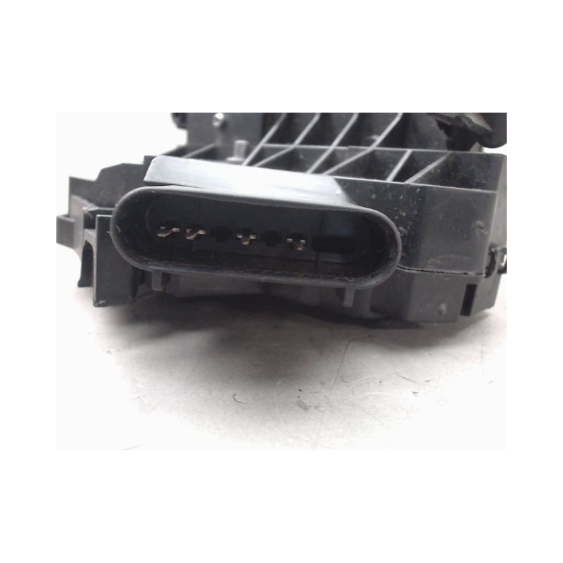 SYSTEME CONDAMNATION ARRIERE GAUCHE FORD FIESTA