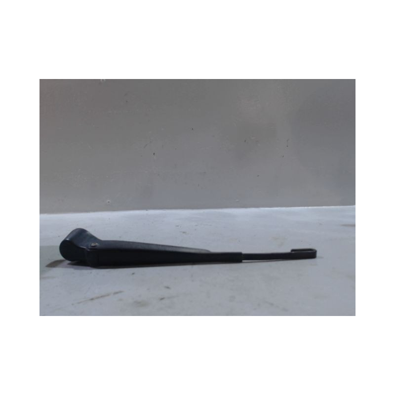 BRAS ESSUIE-GLACE ARRIERE FORD FIESTA 2005-