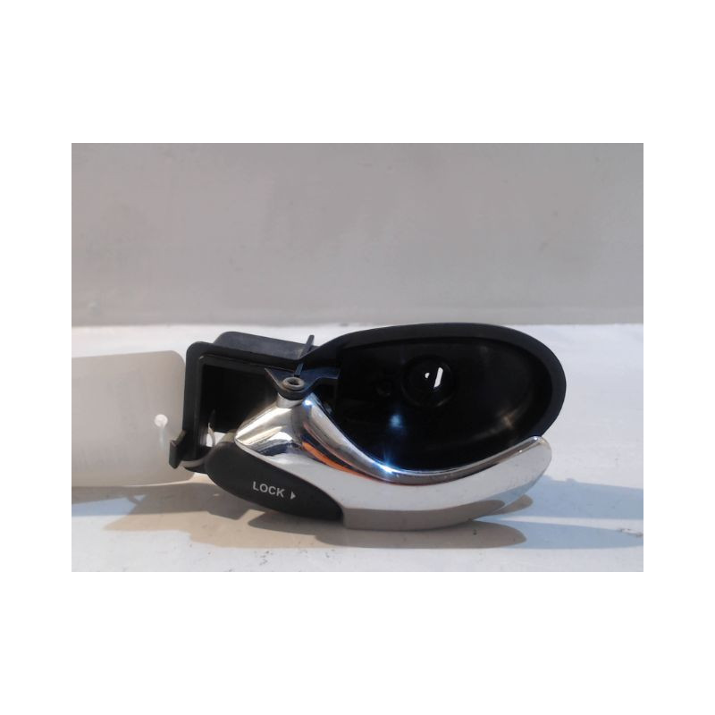 POIGNEE INTERIEURE PORTE AVANT GAUCHE FORD FOCUS 98-04