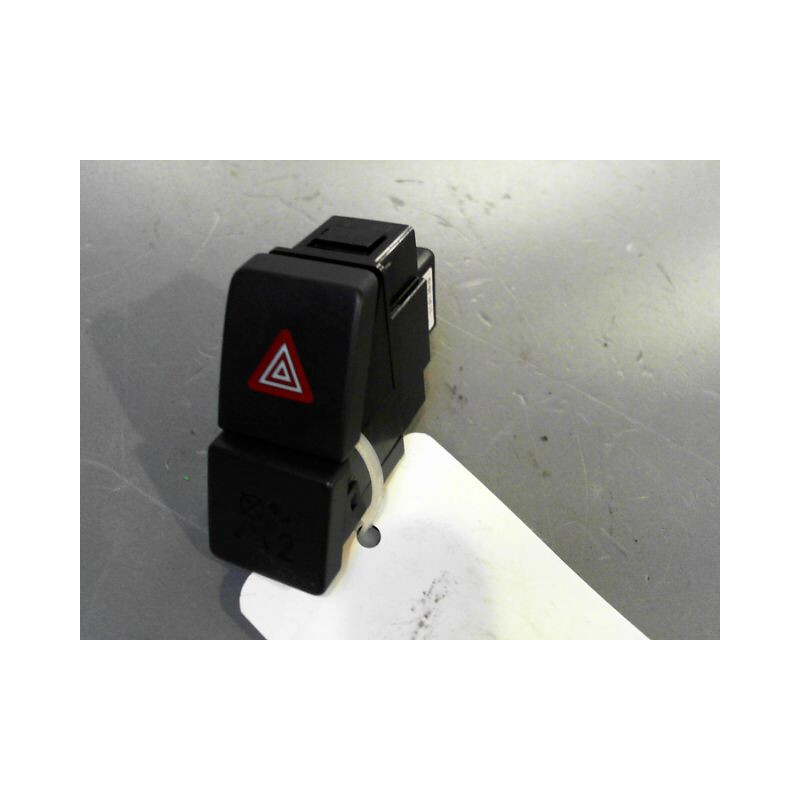 BOUTON DE WARNING SUZUKI SPLASH