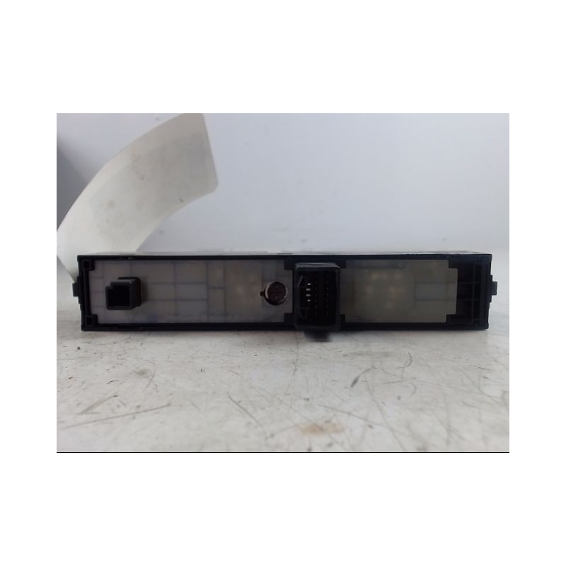 BOUTON DE WARNING TOYOTA COROLLA VERSO 2004-2007