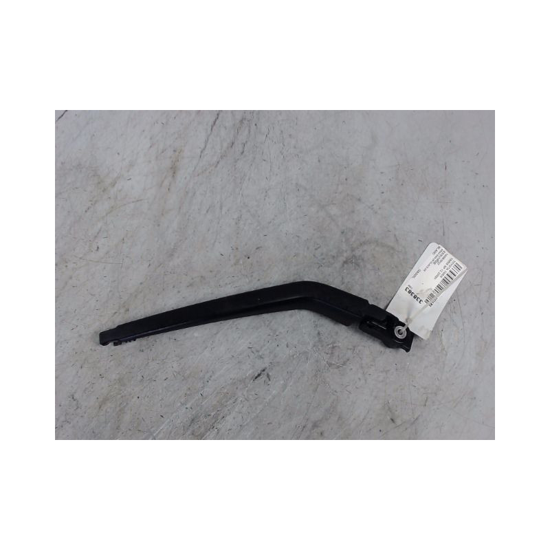 BRAS ESSUIE-GLACE ARRIERE TOYOTA YARIS 2005-