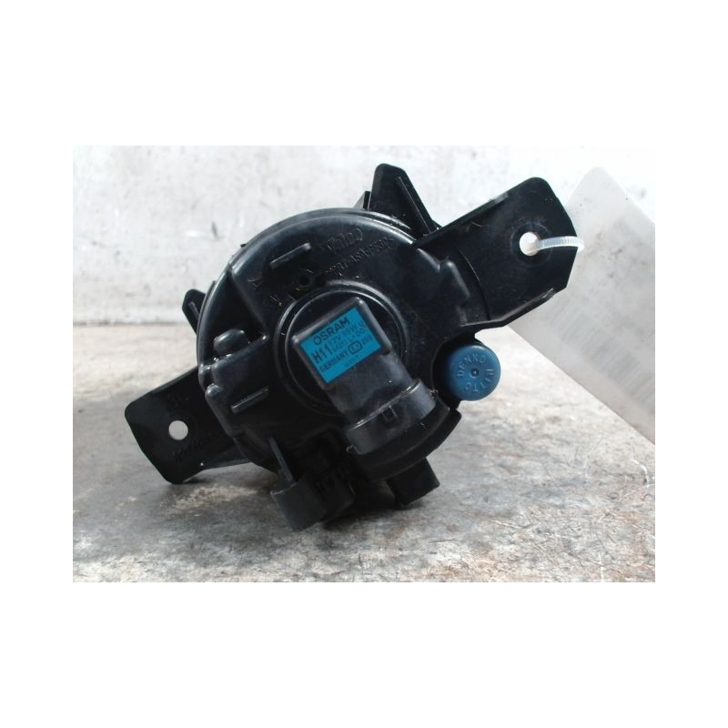 PHARE ANTIBROUILLARD AVANT DROIT RENAULT CLIO II CAMPUS 06-