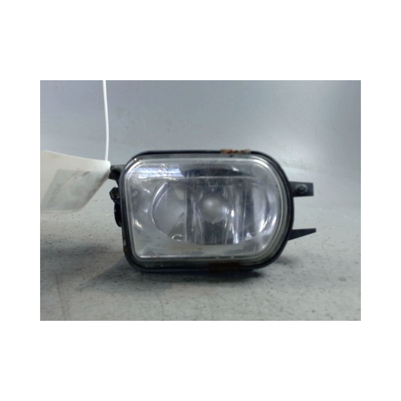 PHARE ANTIBROUILLARD AVANT GAUCHE MERCEDES CLK