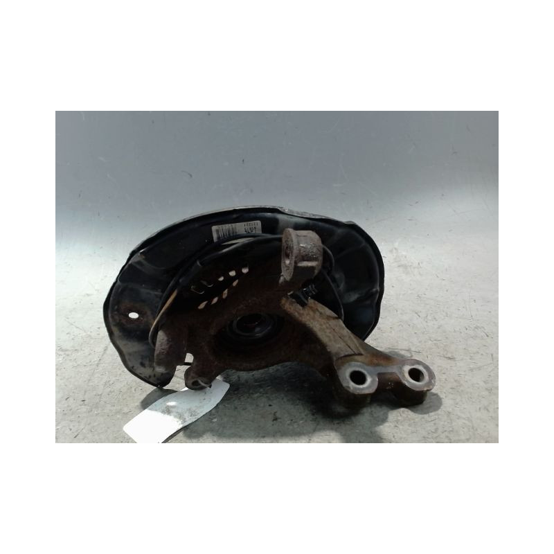 PIVOT AVANT GAUCHE TOYOTA VERSO-S