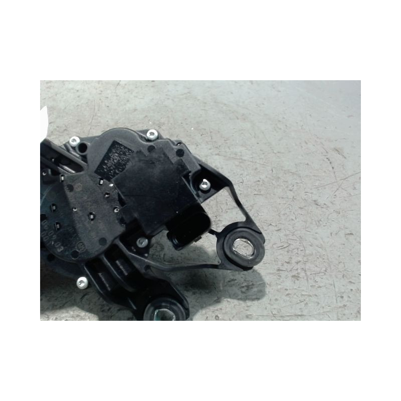 MOTEUR ESSUIE-GLACE ARRIERE VOLKSWAGEN GOLF VI 2008-