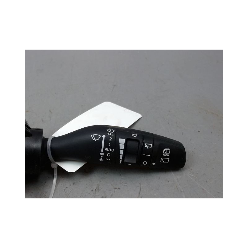 COMMANDE ESSUIE GLACE KIA CARENS 2002-