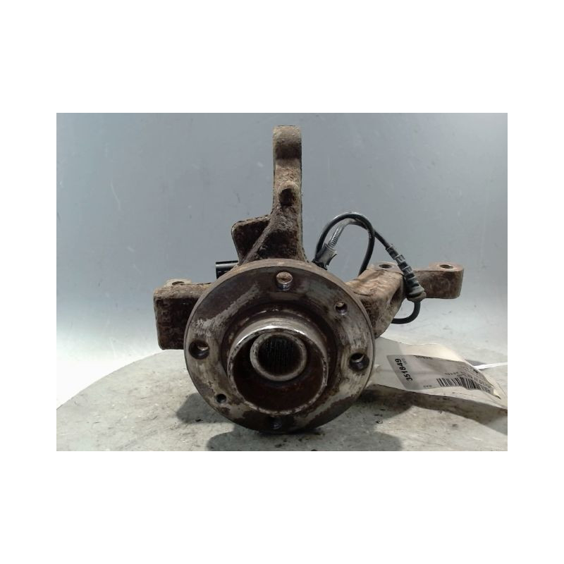PIVOT AVANT DROIT RENAULT CLIO III 2010-