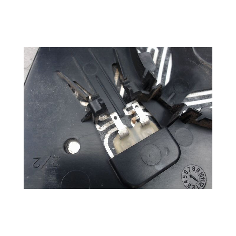 GLACE RETROVISEUR EXT D RENAULT KANGOO