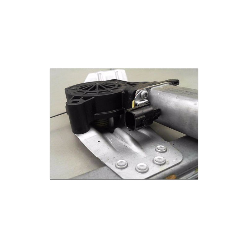 MECANISME LEVE-GLACE AVANT DROIT DACIA SANDERO II 12-17