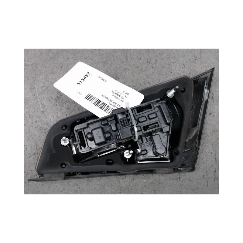 FEU ARRIERE INTERIEUR GAUCHE AUDI A3 SPORTBACK
