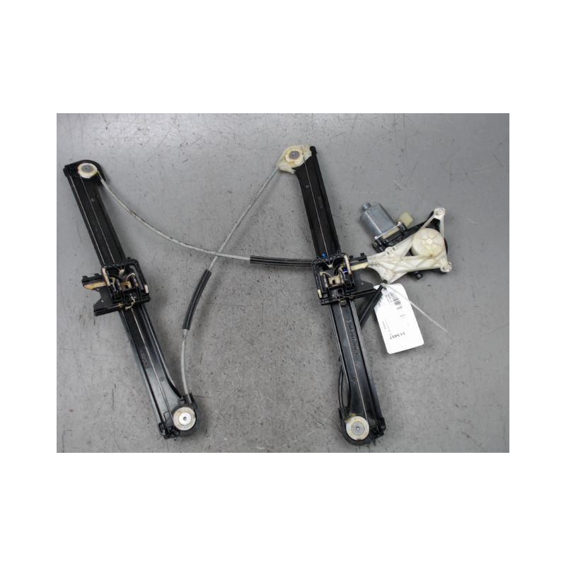 MECANISME+MOTEUR LEVE-GLACE AVANT DROIT AUDI A3 SPORTBACK