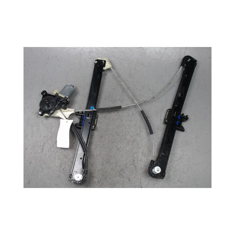 MECANISME+MOTEUR LEVE-GLACE AVANT DROIT AUDI A3 SPORTBACK